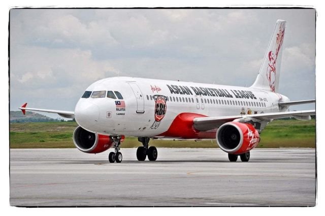 avion sur la piste à kuala lumpur