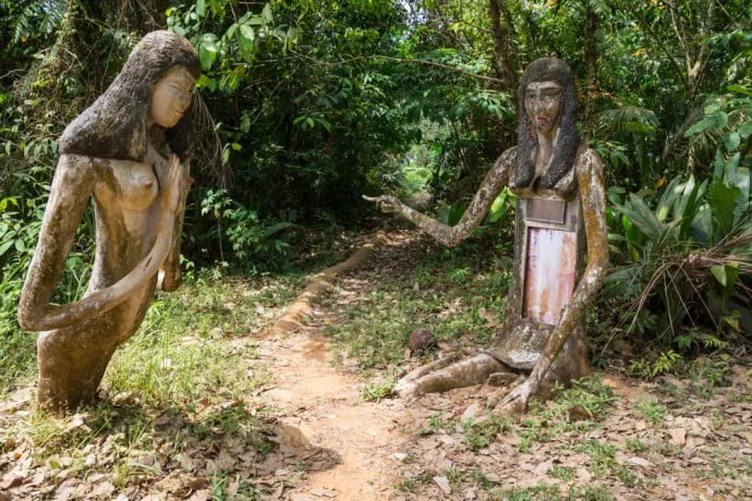 entry to somchai art kingdom koh mak