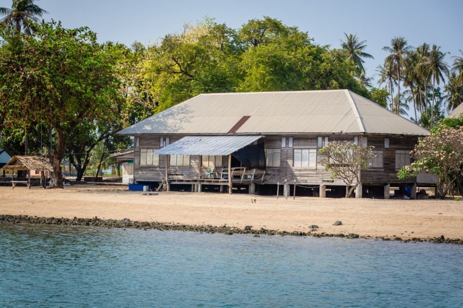 maison centenaire de ko kradat trat thailande