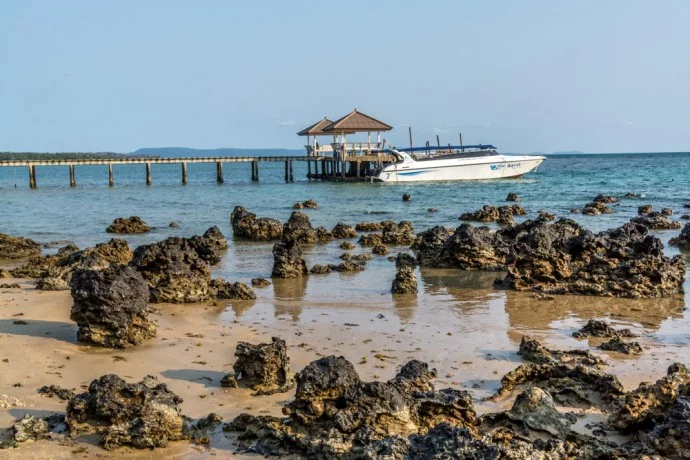 pontoon ao kao beach in koh-mak-thailand