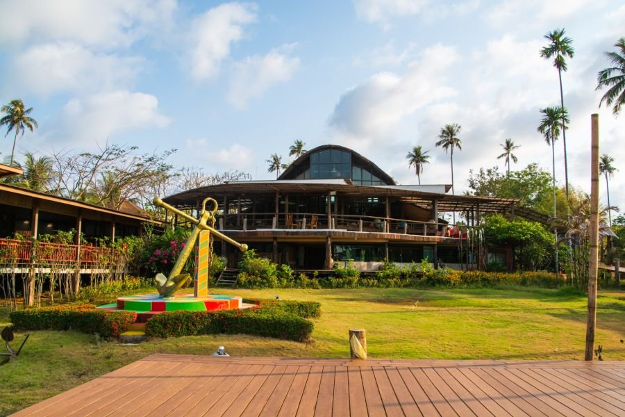 the cinnamon art resort and spa ko mak thailande