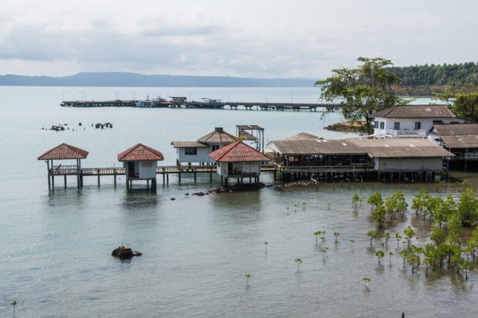 vue sur ao nid embarcadère arrivée sur ko mak