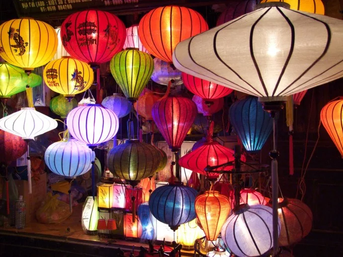 lanterns hoi an vietnam