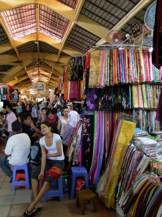 ben thanh market ho chi minh city vietnam