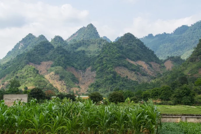 motorcycle roadtrip north vietnam bac ha
