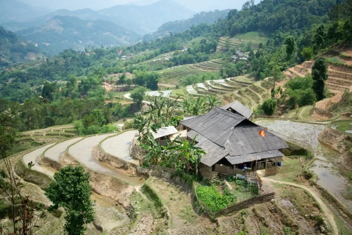 motorcycle roadtrip north vietnam vinh quang