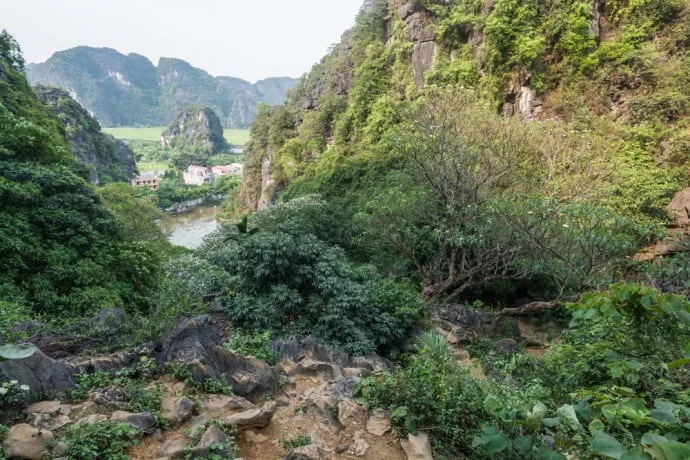 bich dong pagoda - tam coc - ninh binh - Vietnam
