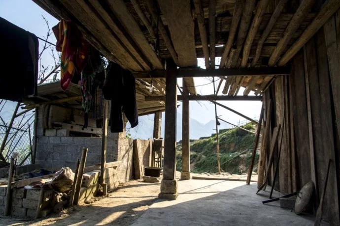 house black hmong hau thao sapa vietnam