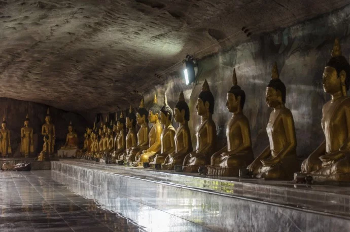 Tham Talot Thung Song