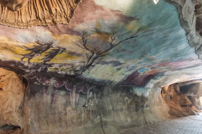 Tham Talot Thung Song