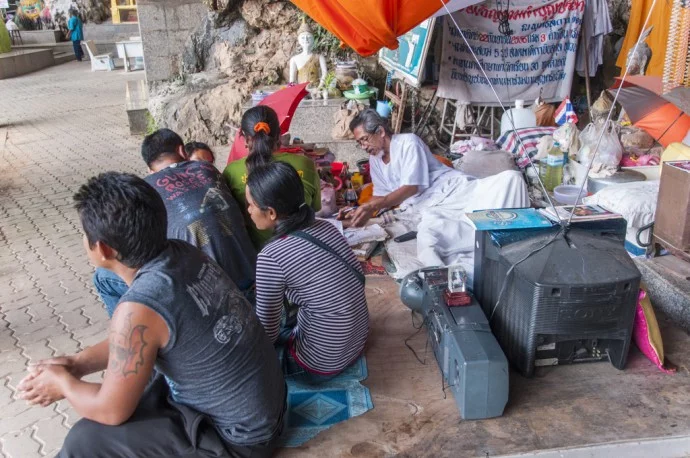 Tham Talot Thung Song