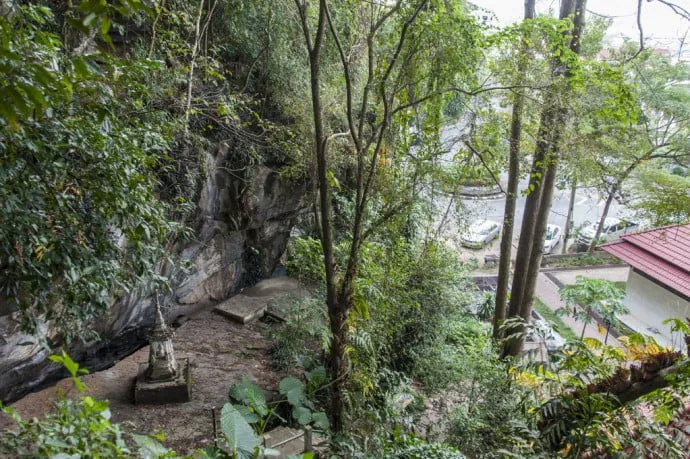 Tham Talot Thung Song