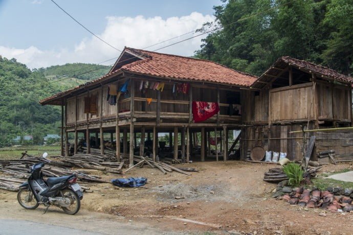 moto nord Vietnam - maison entre Bao Lac et Cao Bang