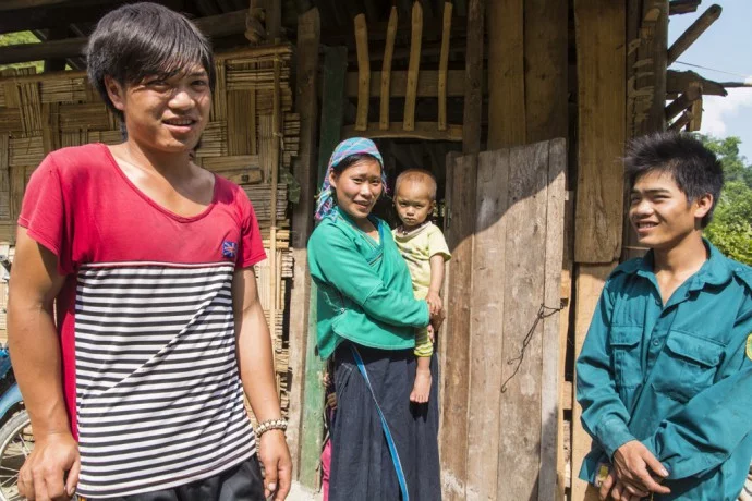 North Vietnam village - road between Vinh Quang and Ha Giang