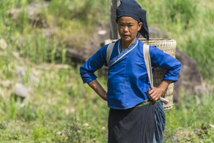 North Vietnam ethnic minority - road between Vinh Quang and Ha Giang