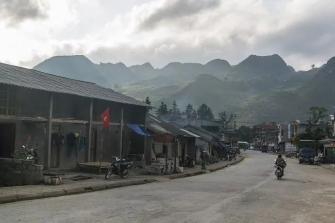 motorcycle north Vietnam - Meo Vac