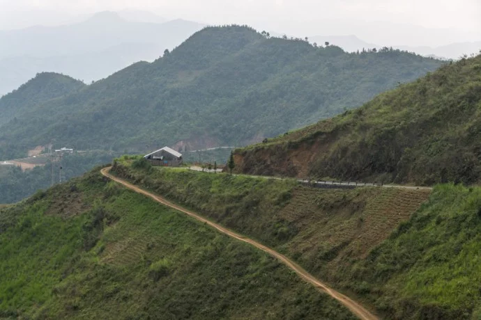 motorbike north Vietnam - landscape between Dong Van - Bao Lac