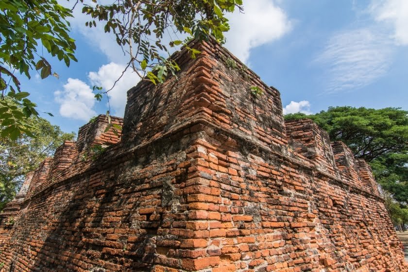 mur entourant wat phra si sanphet ayutthaya