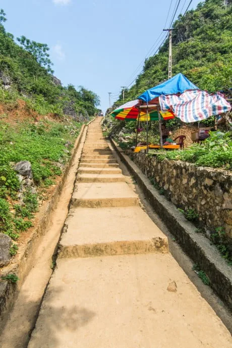 Nguom Ngoc Cave - Cao Bang