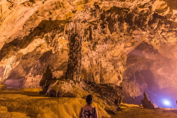 Nguom Ngoc Cave - Cao Bang