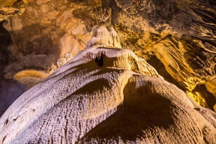 Nguom Ngoc Cave - Cao Bang