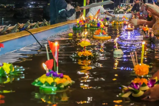 water launch loy krathong festival bangkok