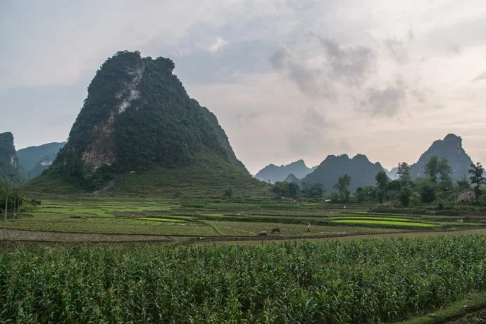 landscape of Cao Bang province