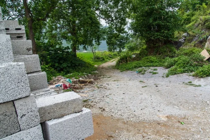 access to Bac Son viewpoint