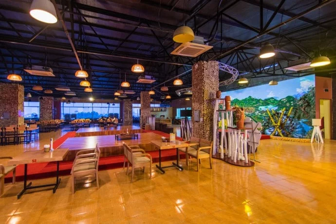 Thai Nguyen restaurant - northern Vietnam