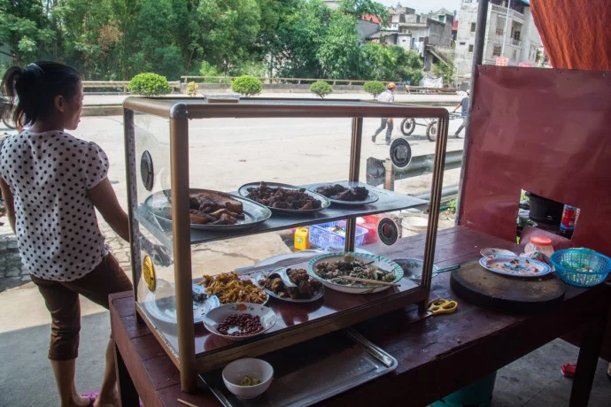 restaurant between Cao Bang - Bac Son - north Vietnam