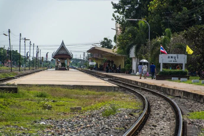 Lopburi - monkey city - Thailand