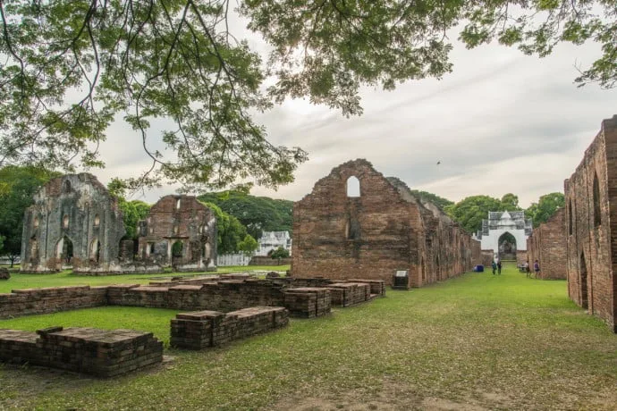 Lopburi - monkey city - Thailand