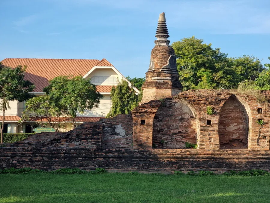 wall wall Wat Phra Sri Ratana Mahathat lopburi