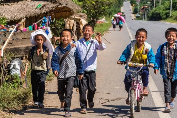 Children by the roadside in Luang Namtha, Laos