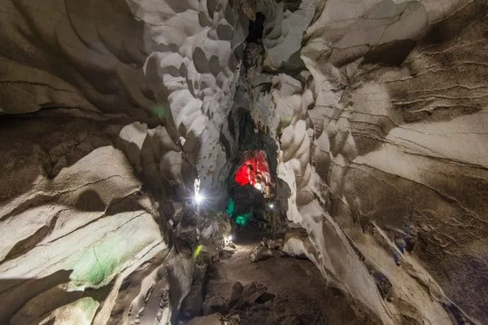 pho thong sa kaeo t cave