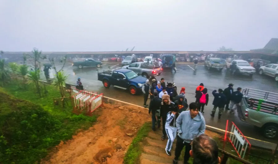parking at the foot of the path leading to Phu Chi Fah