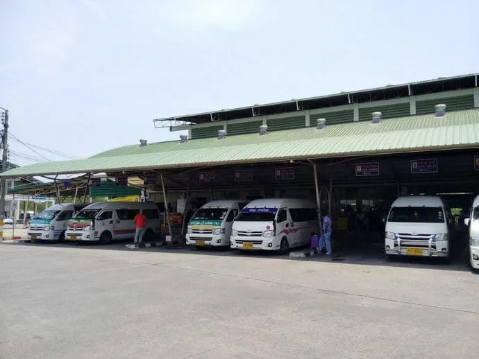 minivan station hat yai