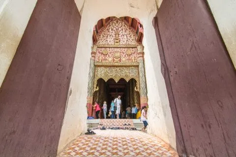 big gate wat phra that lampang luang