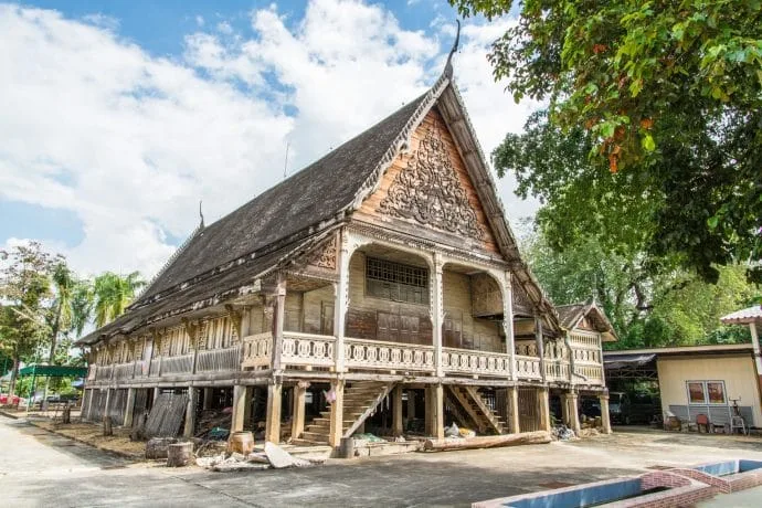 old viharn wat ko wasukaram lampang thailand