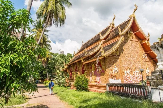 secondary viharn wat phra that lampang luang