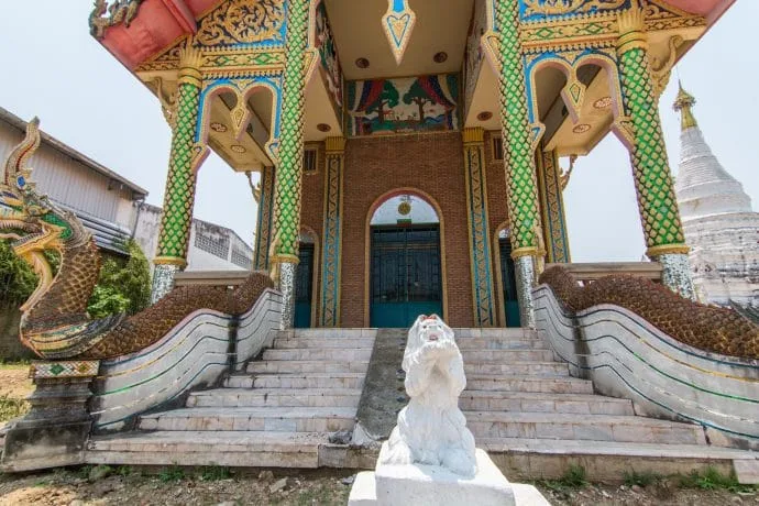 viharn wat chai mongkol lampang thailand