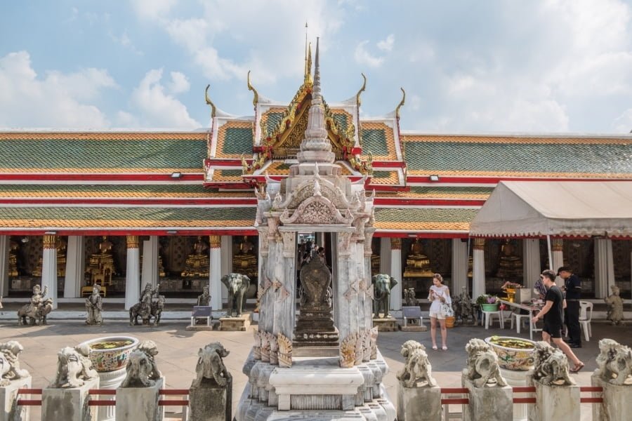 cour ubosot wat arun bangkok cour ubosot wat arun bangkok