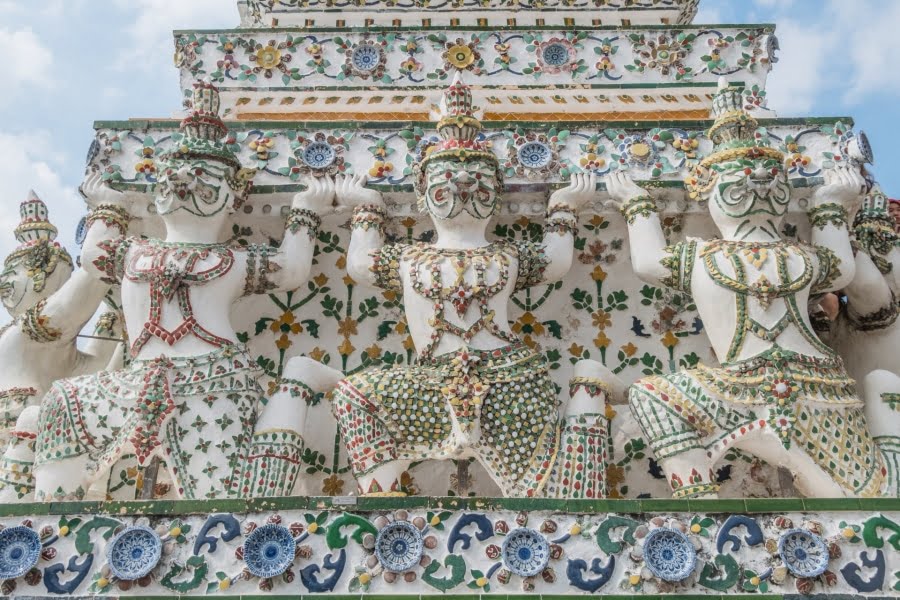gardiens wat arun bangkok