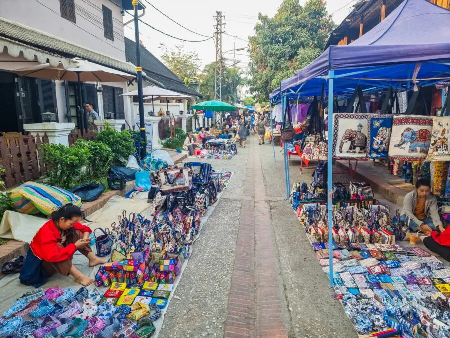craft market morning luang prabang