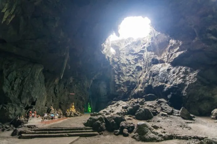 khao luang cave cave phetchaburi