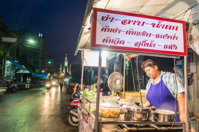 phetchaburi at night
