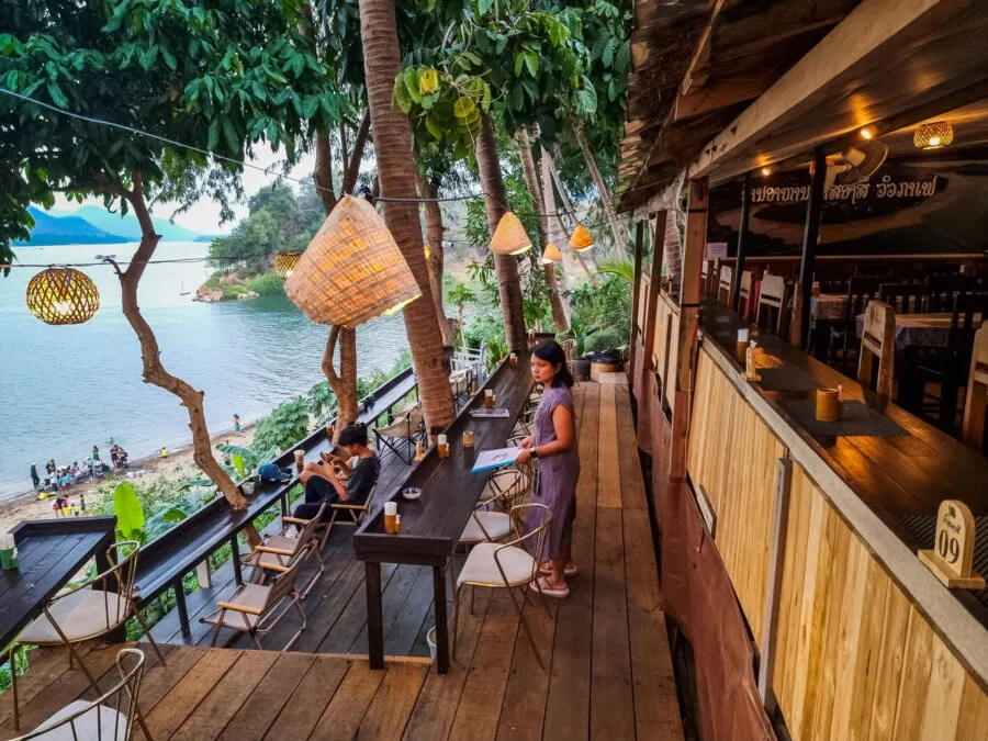terrace Peninsula Xieng Thong View Restaurant luang prabang
