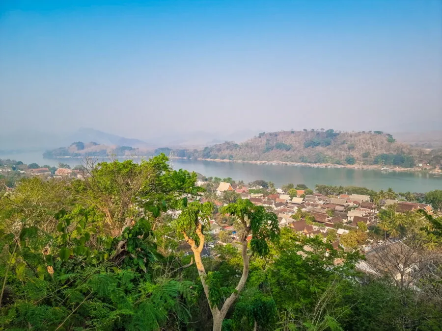 view mekong mount phousi luang prabang