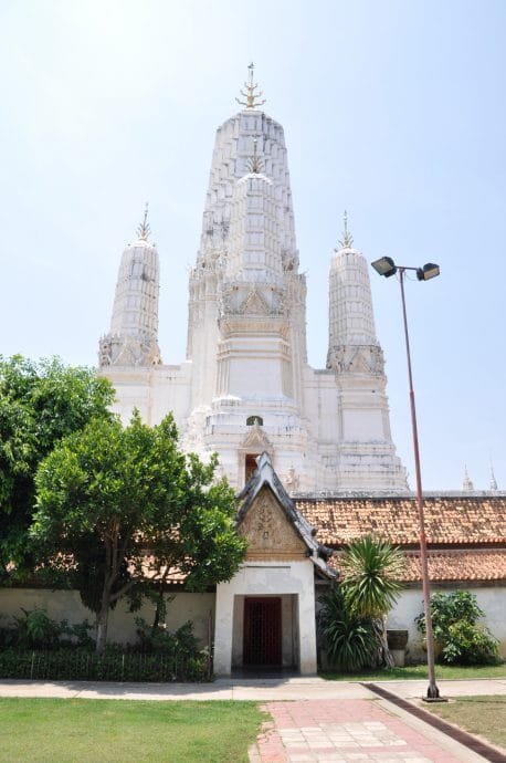 wat mahathat phetchaburi