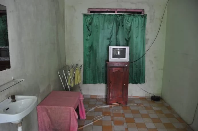 room-hotel-bu-djono-dieng-plateau-indonesia-2